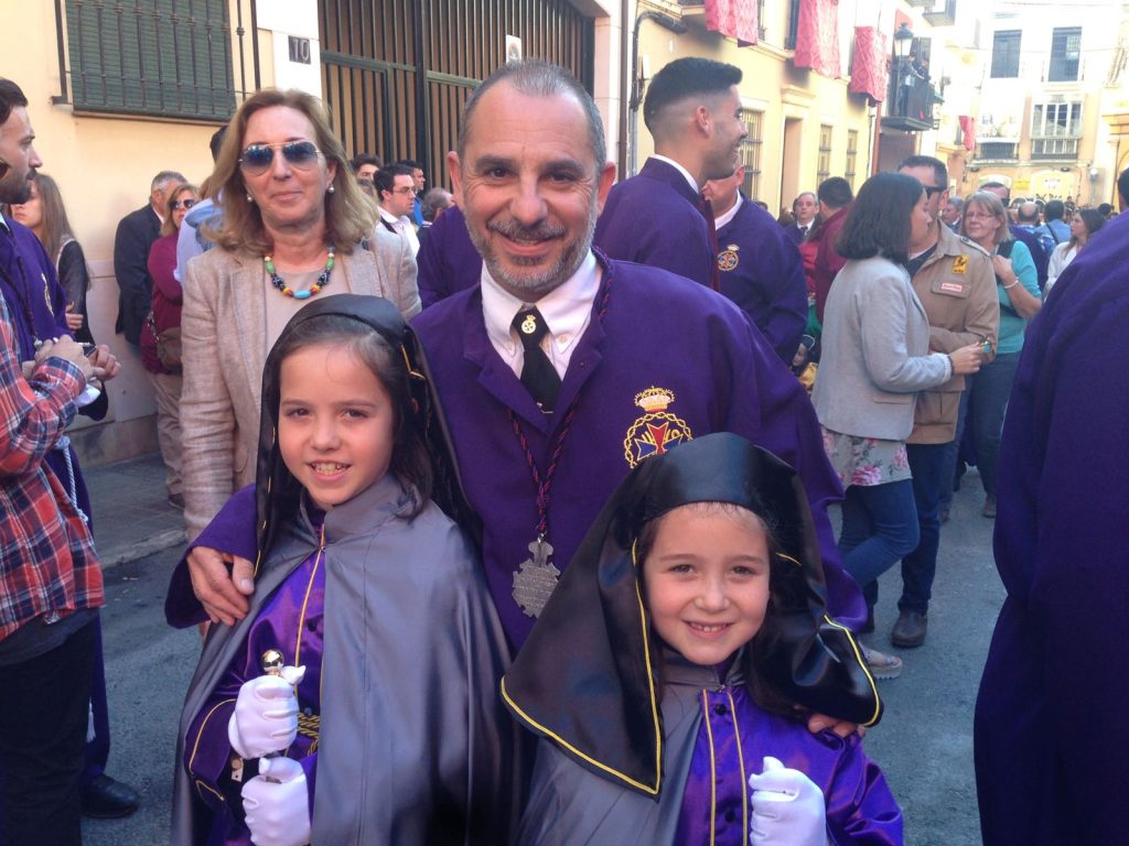 capirotes capas faraonas rescate